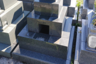 【墓石クリーニング】一宮市対応｜名古屋市緑区｜水垢・黒ずみ除去｜施工事例 Before