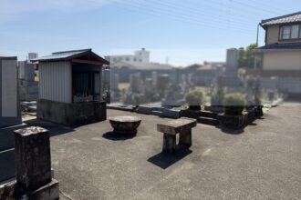 一宮市 富塚墓地（とみつかぼち）